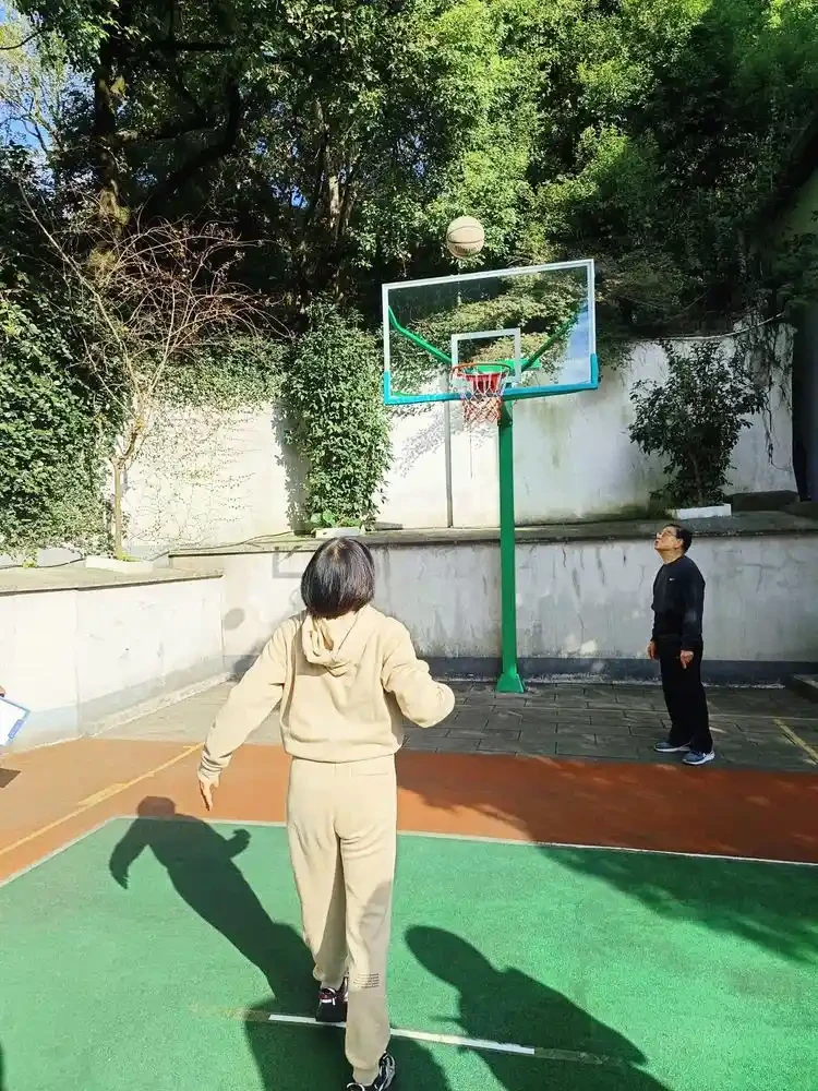 青少年篮球爱好者如何提高协调性_0